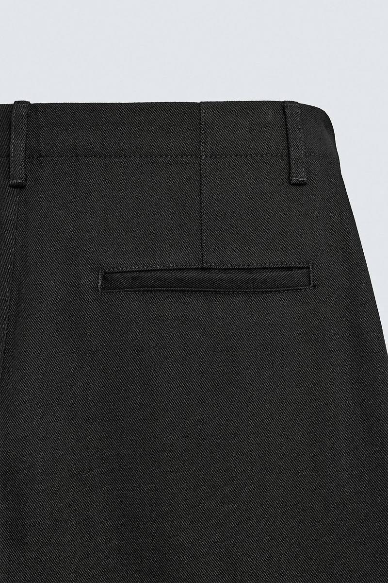 TEXTURED BALLOON FIT PANTS