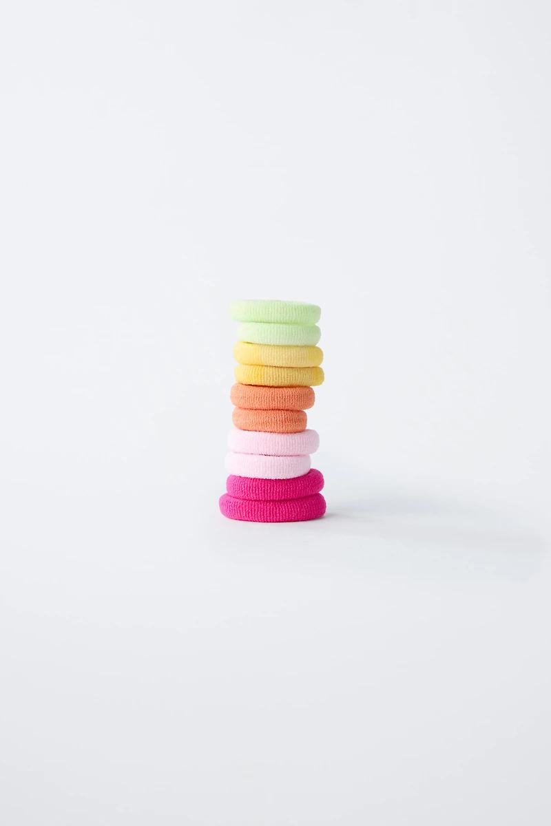 BOX PACK WITH ELASTICS AND FLOWER TWEEZERS