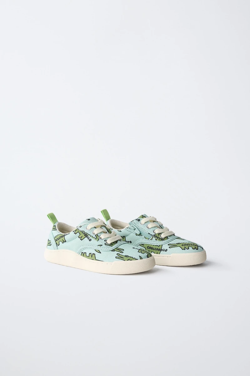 PRINTED SNEAKERS