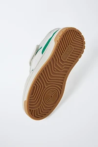 STRAP SNEAKERS