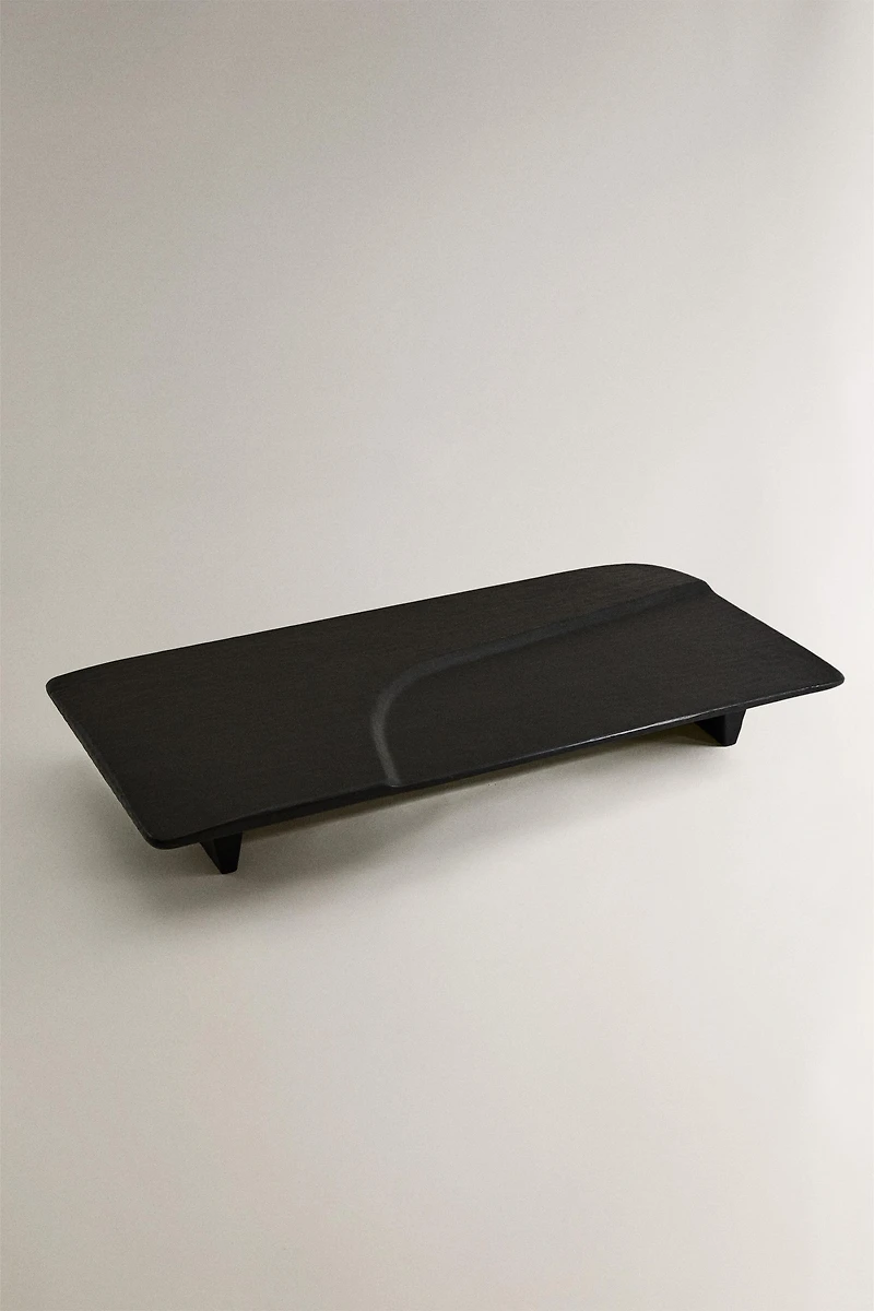 TEXTURED COFFEE TABLE