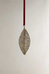 SHINY LEAF CHRISTMAS TREE ORNAMENT