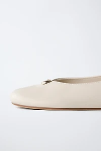 BALLET FLATS WITH METALLIC DETAIL