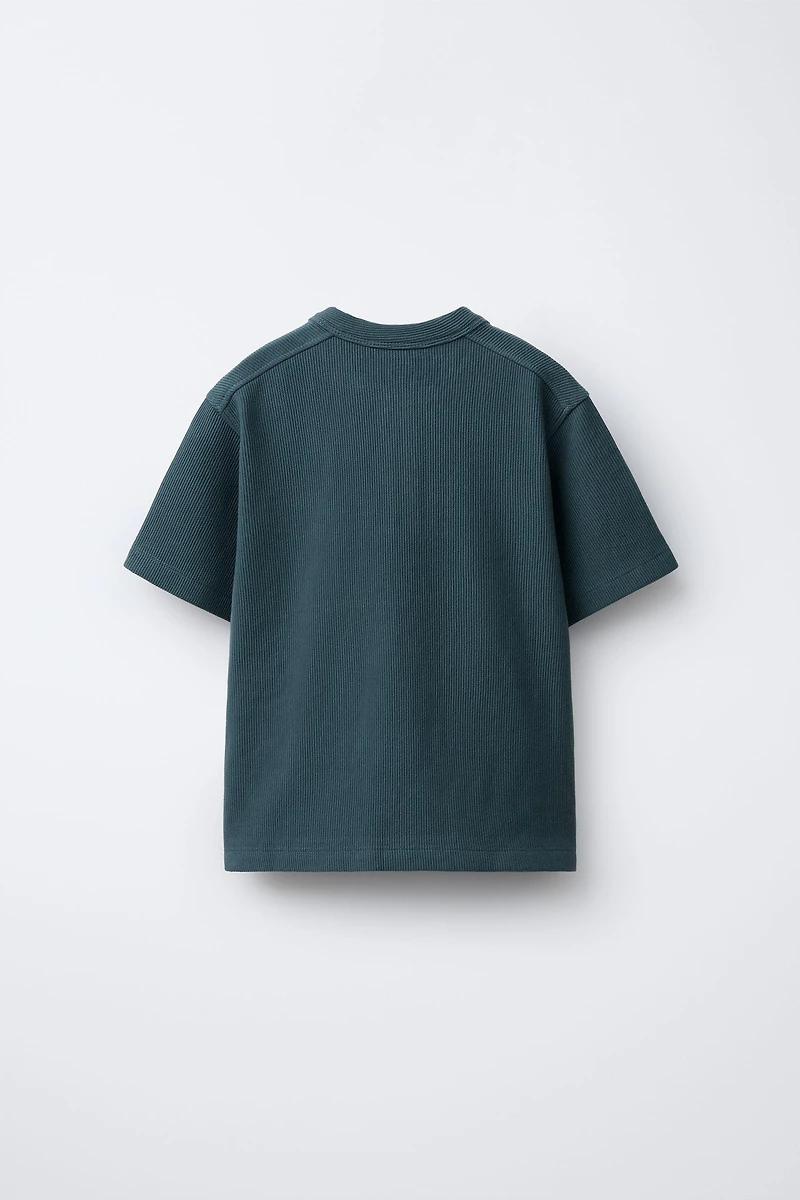 T-SHIRT AND BERMUDA OTTOMAN LABEL SET