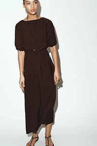 FLOWY PLEATED MIDI DRESS