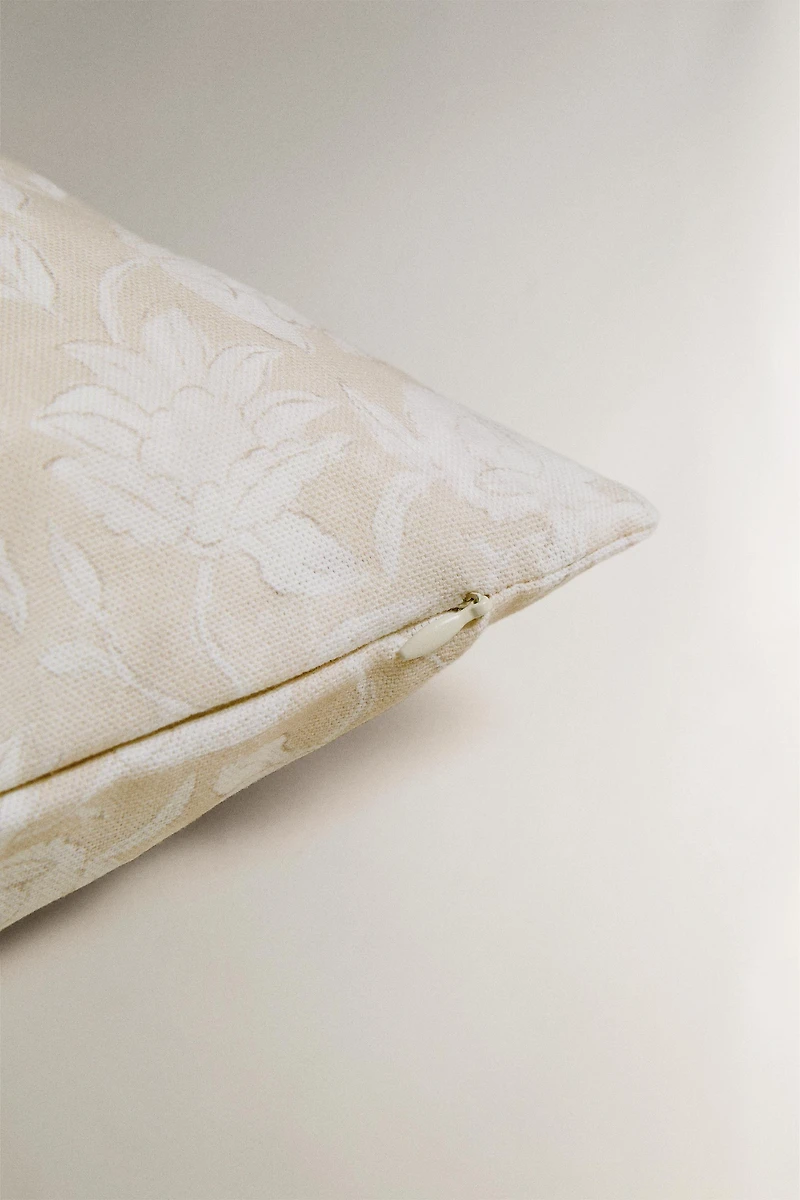 FLORAL THROW PILLOW COVER