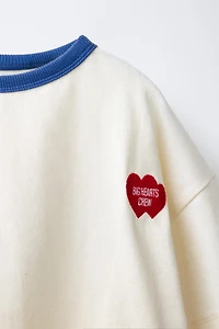 CONTRAST EMBROIDERY T-SHIRT