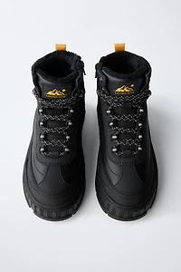 HIKING ANKLE BOOTS