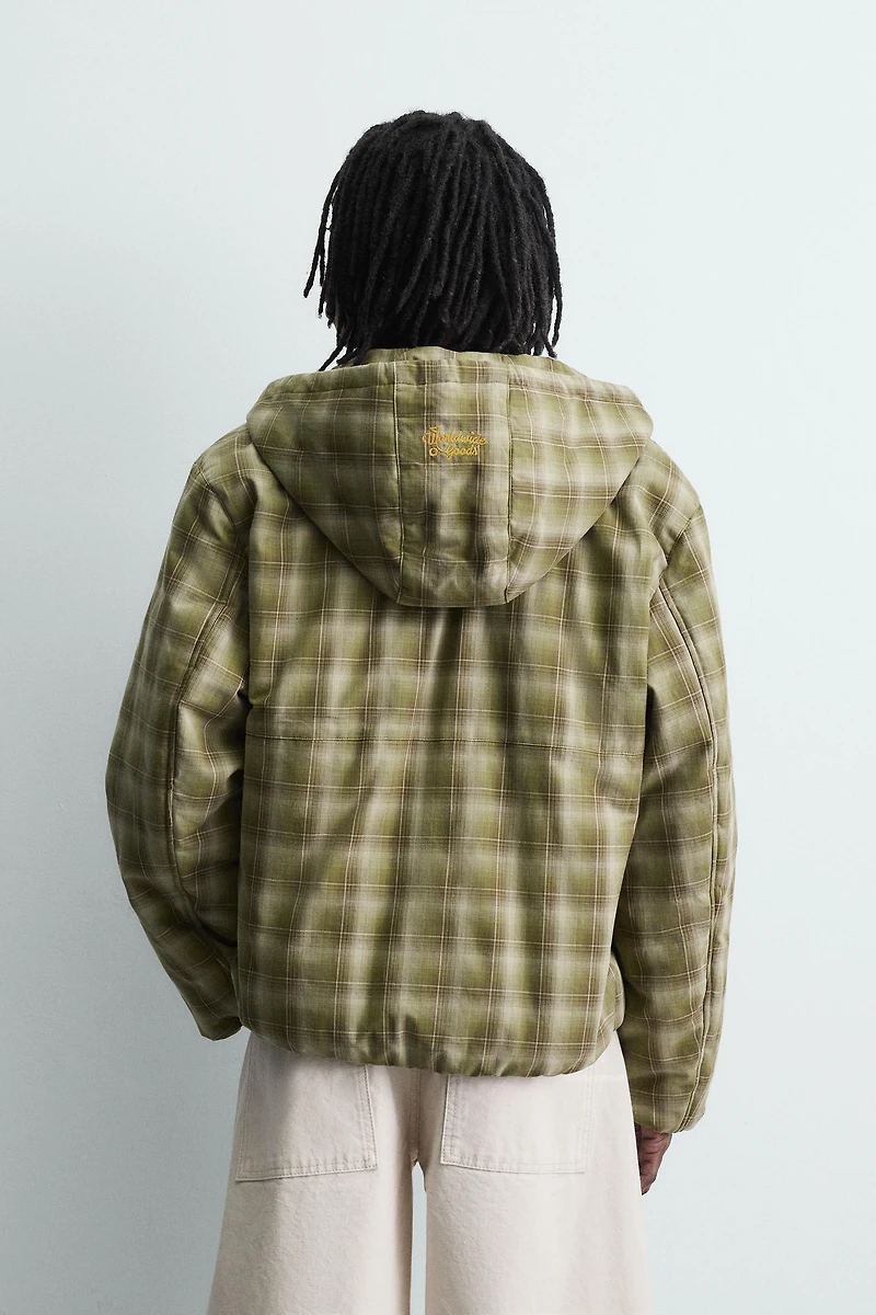 BLOUSON À CARREAUX AVEC CAPUCHE