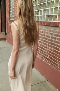 SLEEVELESS MAXI DRESS