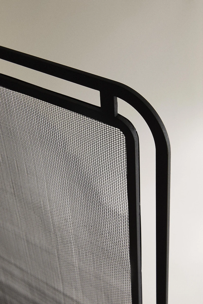 IRON CHIMNEY SPARK GUARD SCREEN