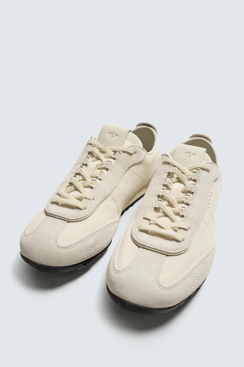 LEATHER SNEAKERS
