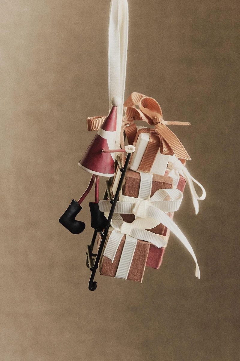 CHRISTMAS TREE SANTA CLAUS ORNAMENTS CHRISTMAS