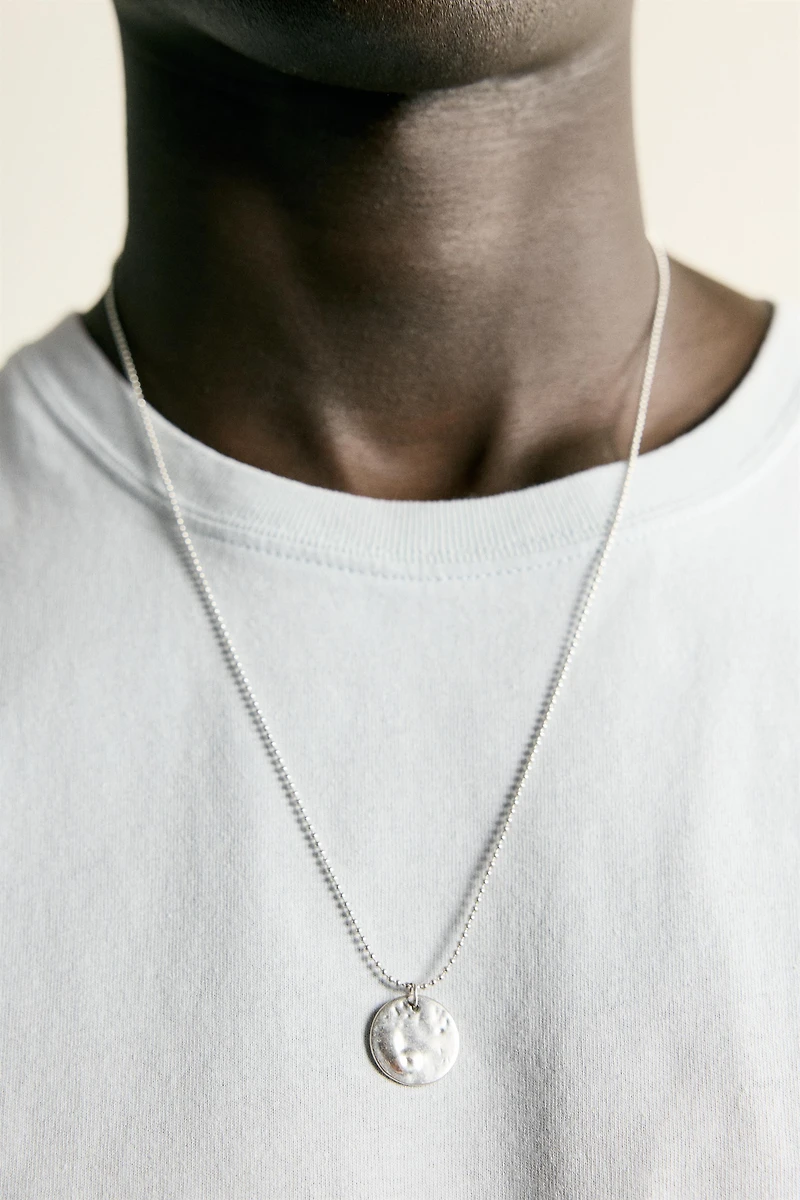 COIN PENDANT NECKLACE