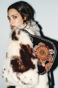 EMBROIDERED SHOULDER BAG