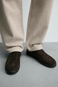 LEATHER SNEAKERS