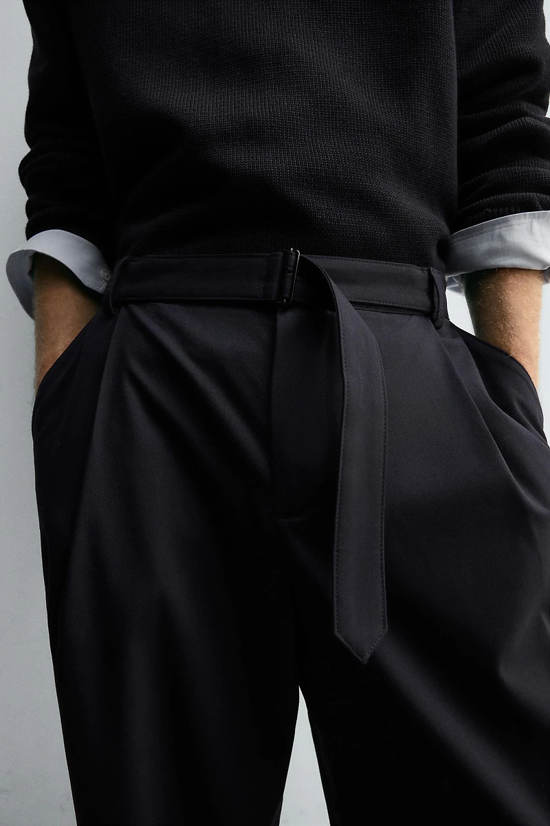 RELAXED FIT BELTED PANTS