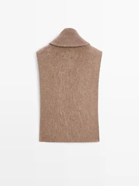 Long 100% cashmere zipped chest bag