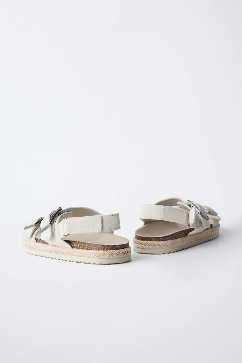 LEATHER BUCKLE SANDALS