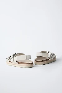 LEATHER BUCKLE SANDALS