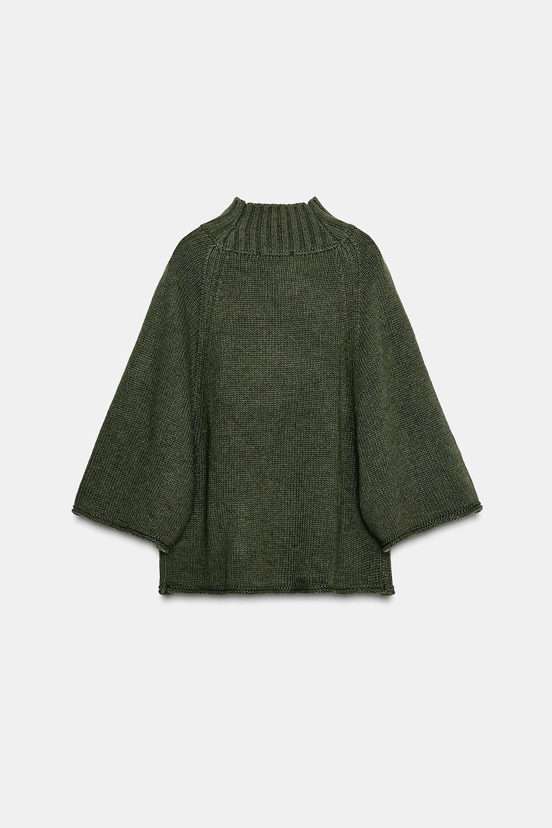 PULL CAPE EN MAILLE
