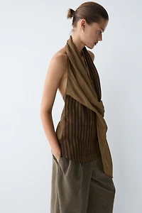 Flowing striped halter top total look