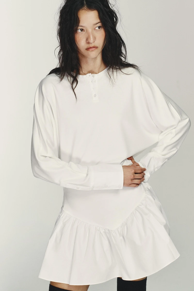 SHORT COMBINATION BATWING SLEEVE DRESS
