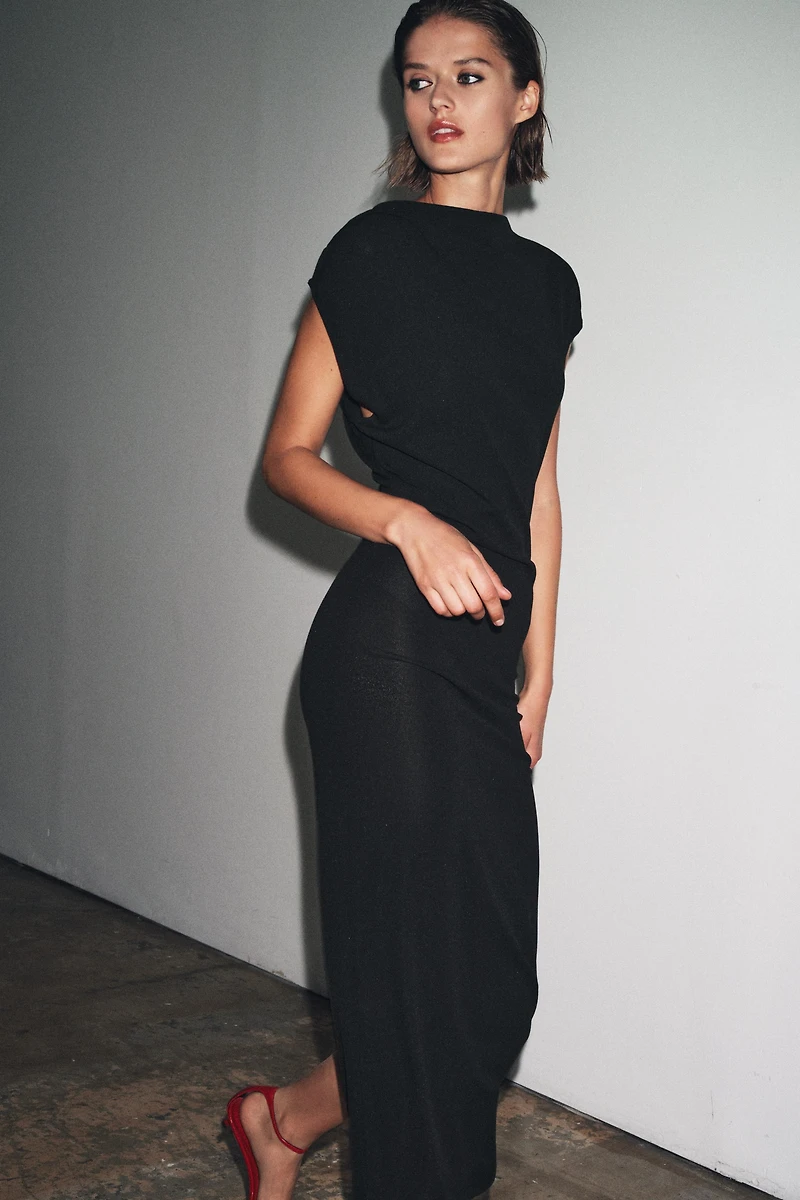 ROBE LONGUE DRAPÉE