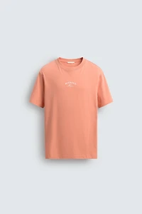 T-SHIRT REGULAR FIT BRODERIE CONTRASTANTE