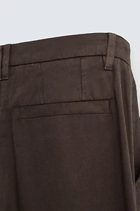 FLOWY PLEATED PANTS