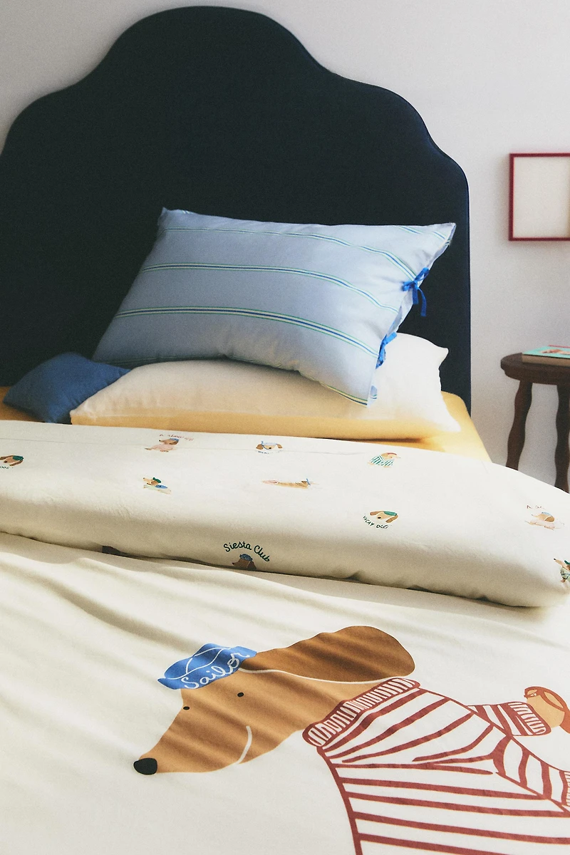 KIDS' REVERSIBLE DOG DUVET COVER