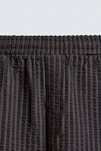 COMFORT STRIPED SEERSUCKER SHORTS