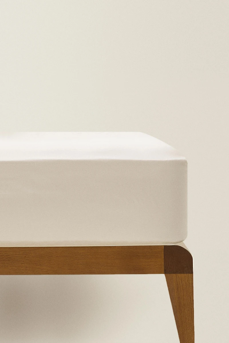 SATEEN FITTED SHEET | 11.8" THICK (300 THREAD COUNT)