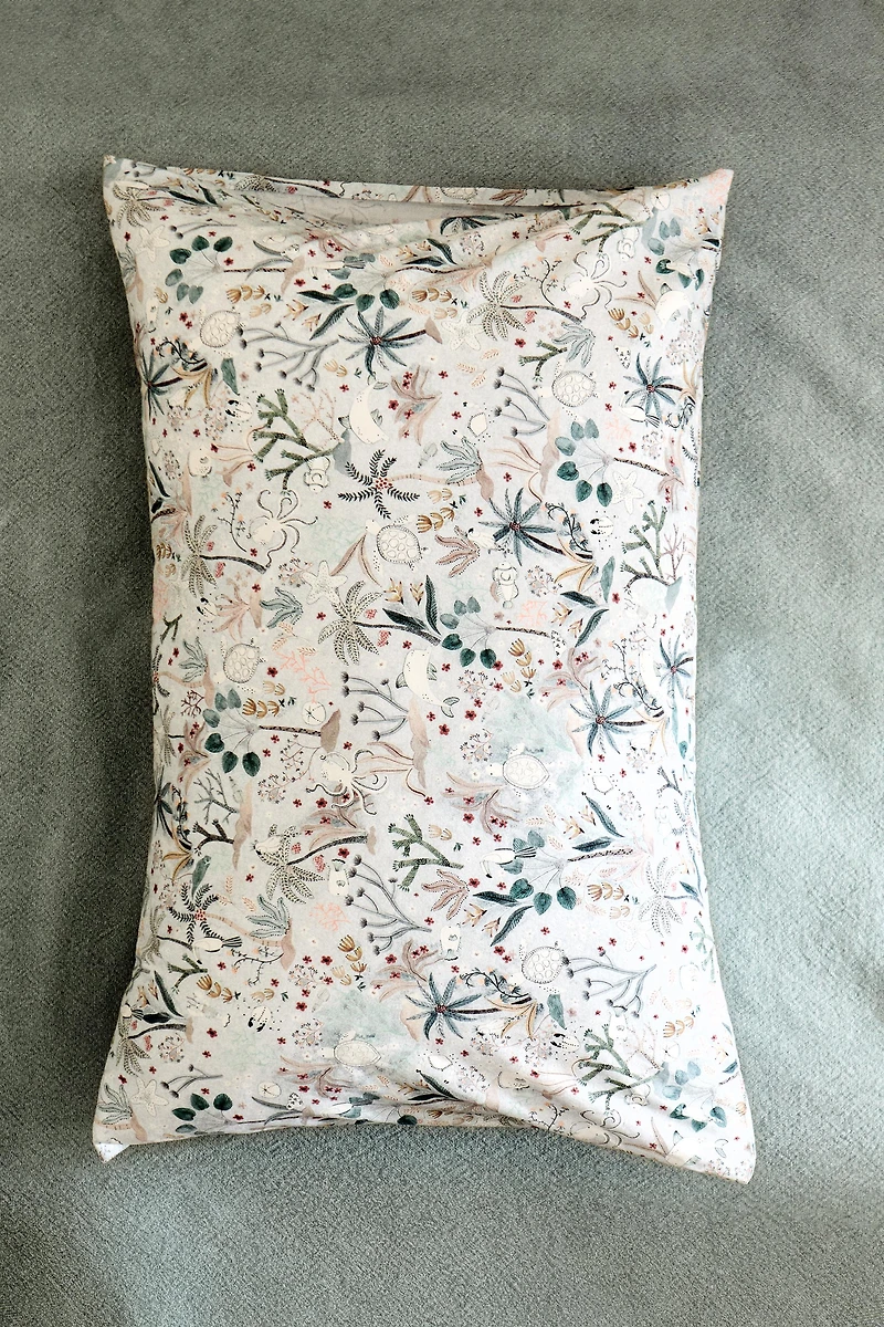 CHILDREN’S SEA PRINT PILLOWCASE
