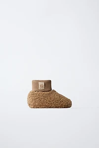 ANIMAL SLIPPERS