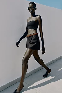 BELTED PLEATED SHORTS
