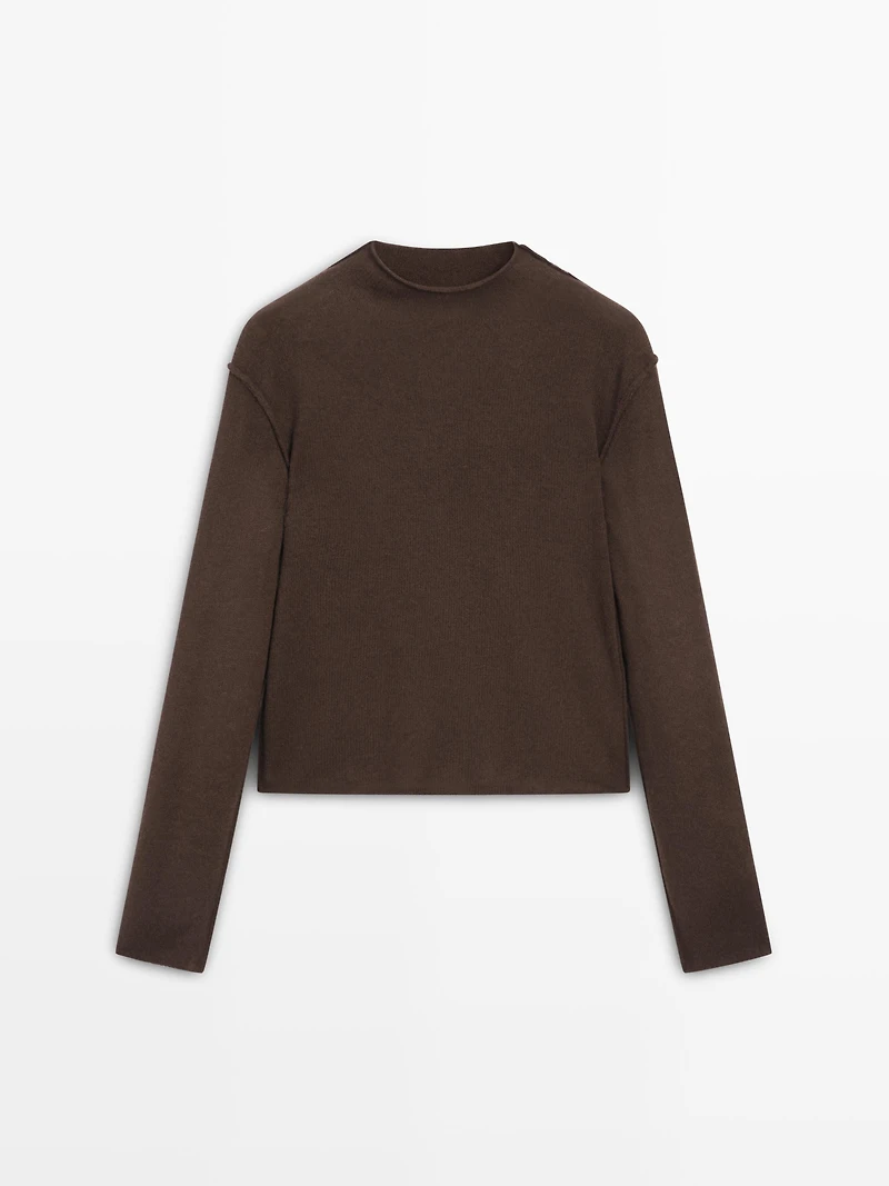 Pull à col montant en maille de laine mélangée