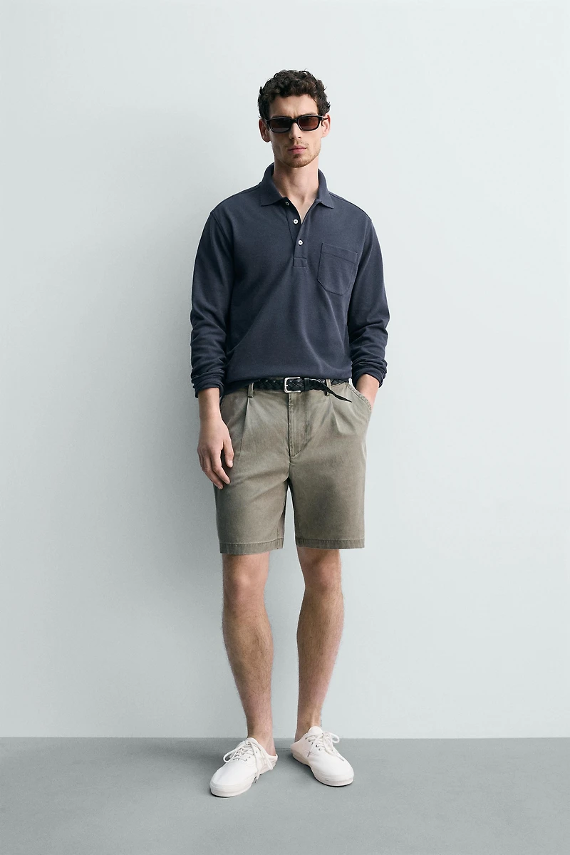 REGULAR FIT PLEATED SHORTS