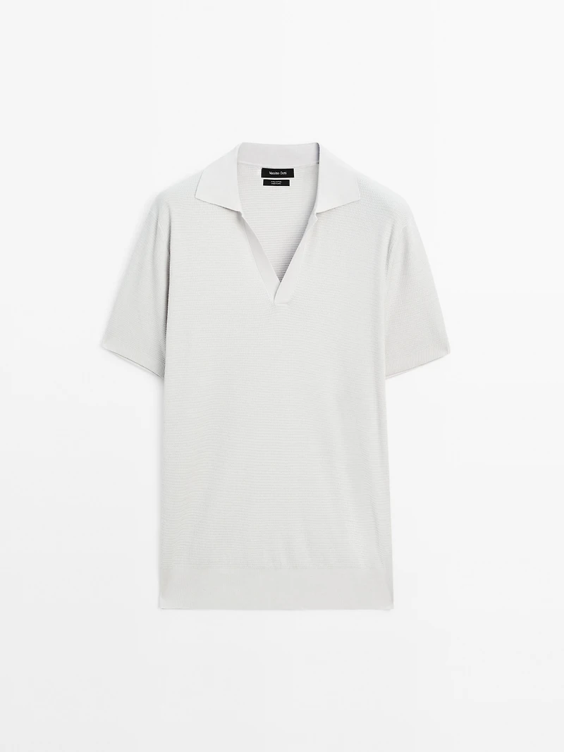 Polo en maille à col V