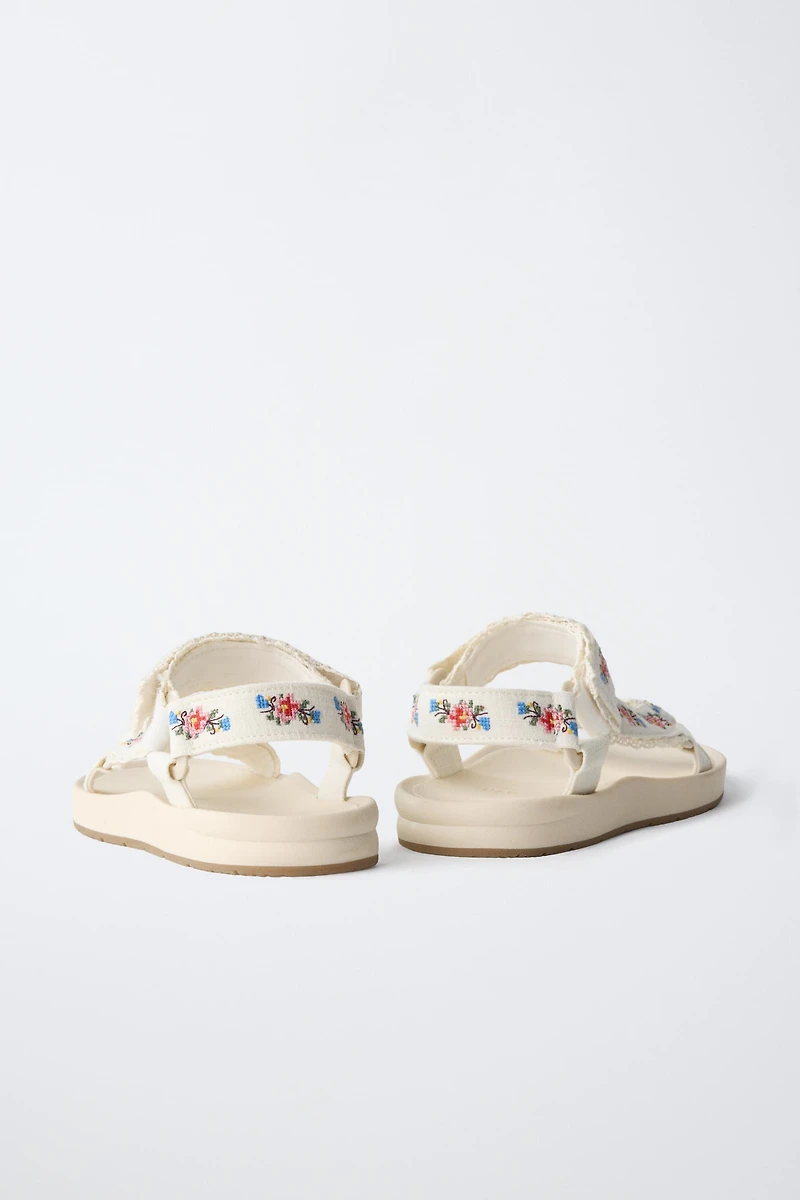 EMBROIDERED TECHNICAL SANDALS