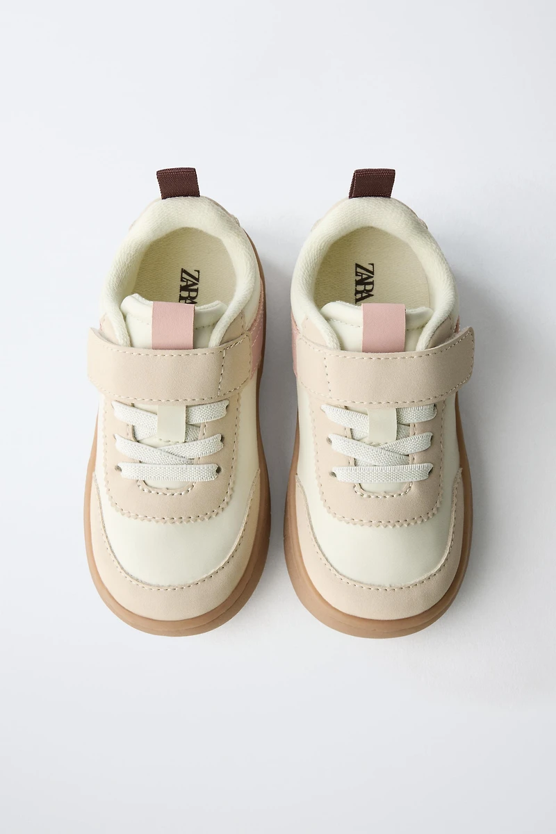 BAREFOOT SNEAKERS