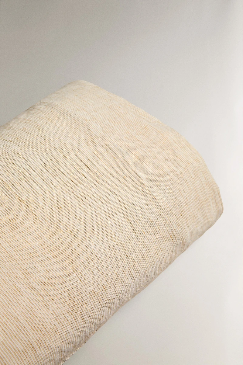 TEXTURED STRIPED PILLOWCASE