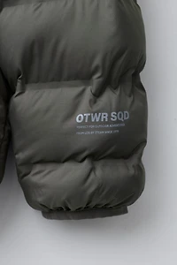 VESTE ULTRALÉGÈRE À CAPUCHE DÉPERLANTE