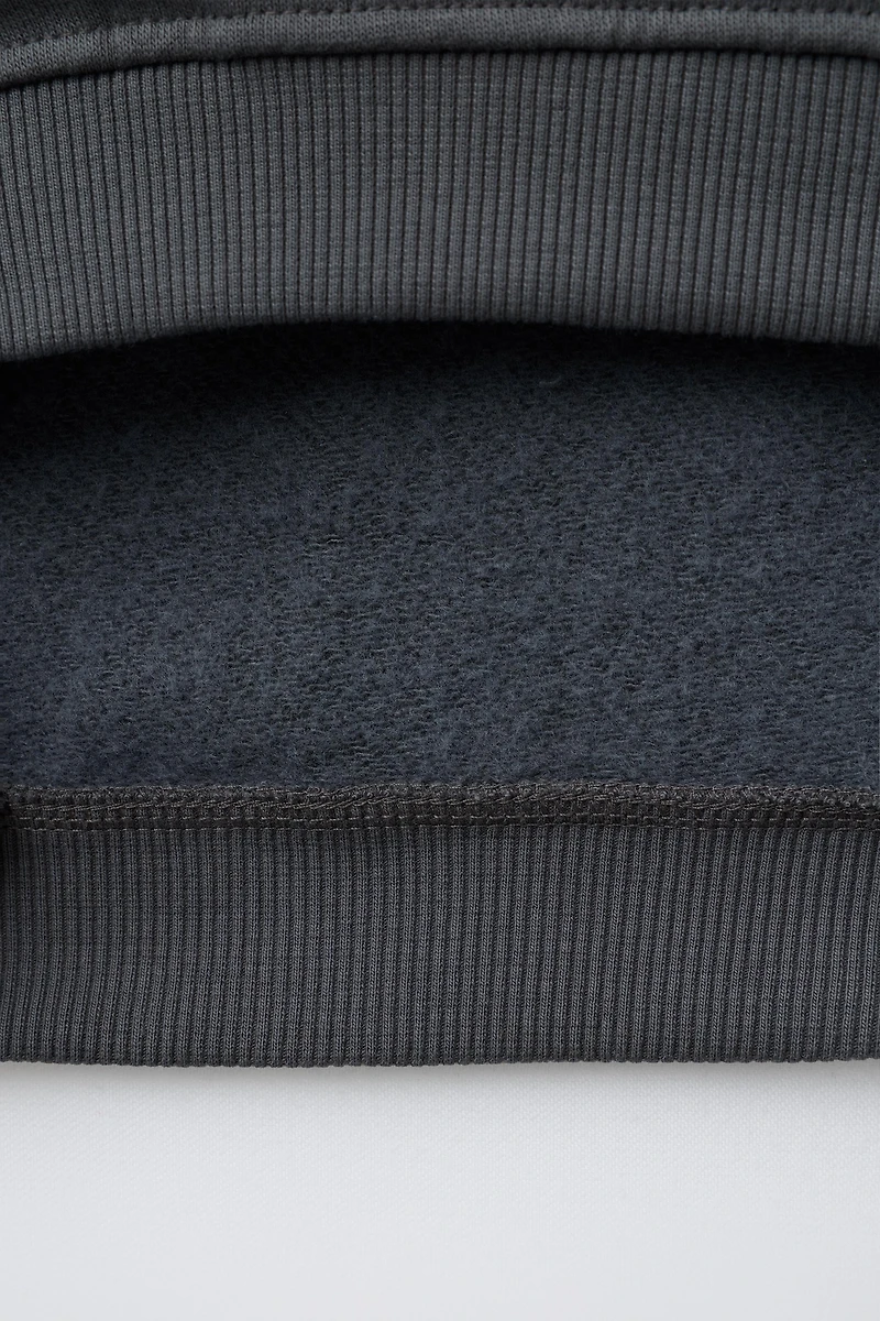 COLOR BLOCK ZIP SWEATSHIRT