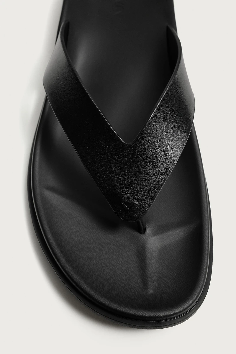 STRAPPY SANDALS