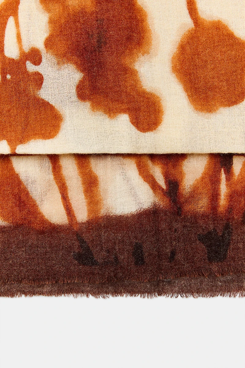 FLORAL PRINTED WOOL SCARF