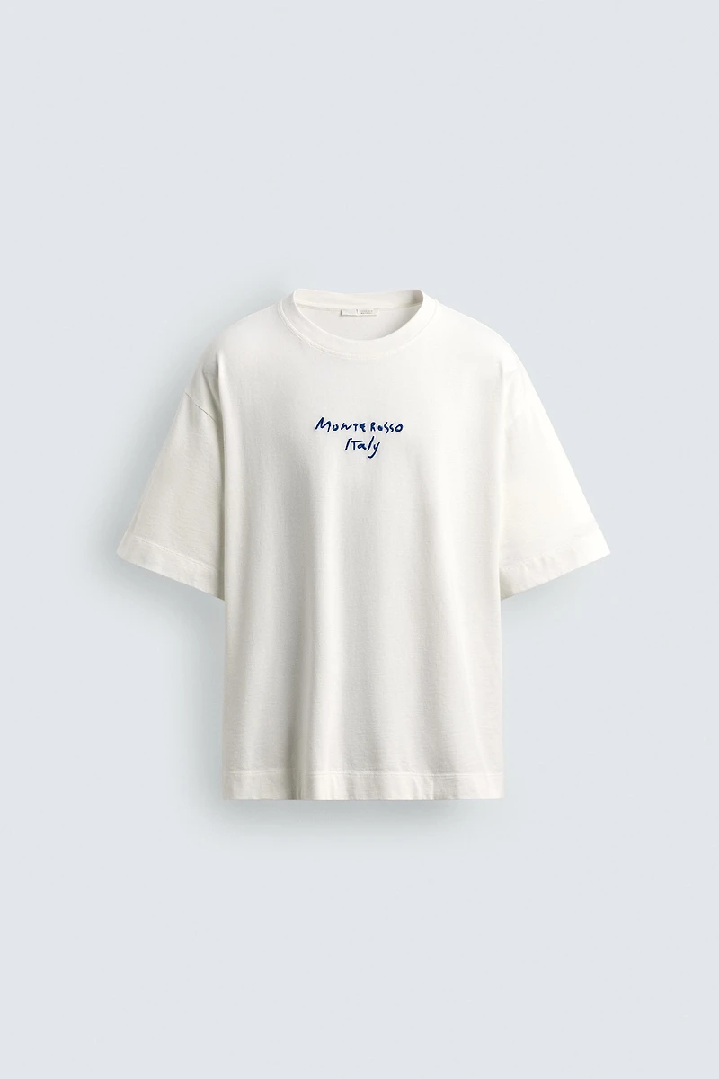 CONTRASTING PRINTS T-SHIRT