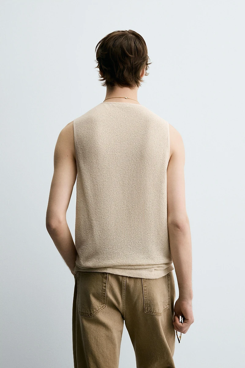 TEXTURED TANK TOP