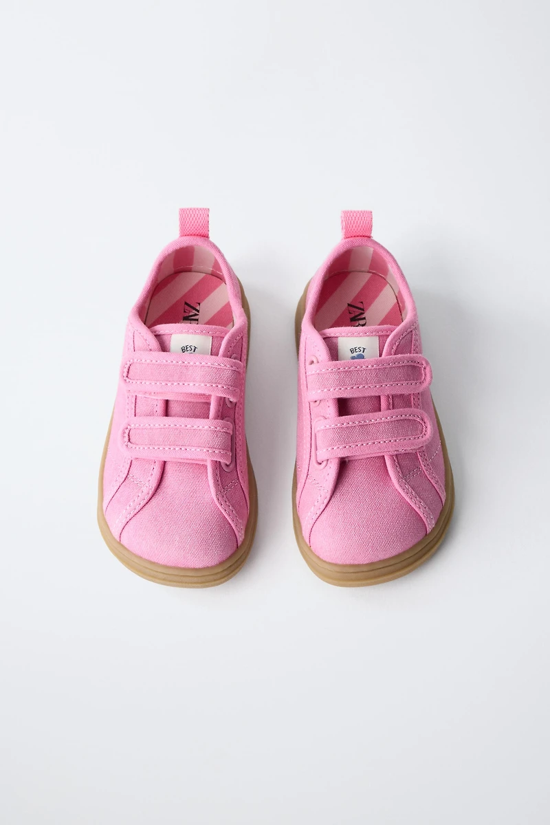 TENNIS TEXTILE BAREFOOT