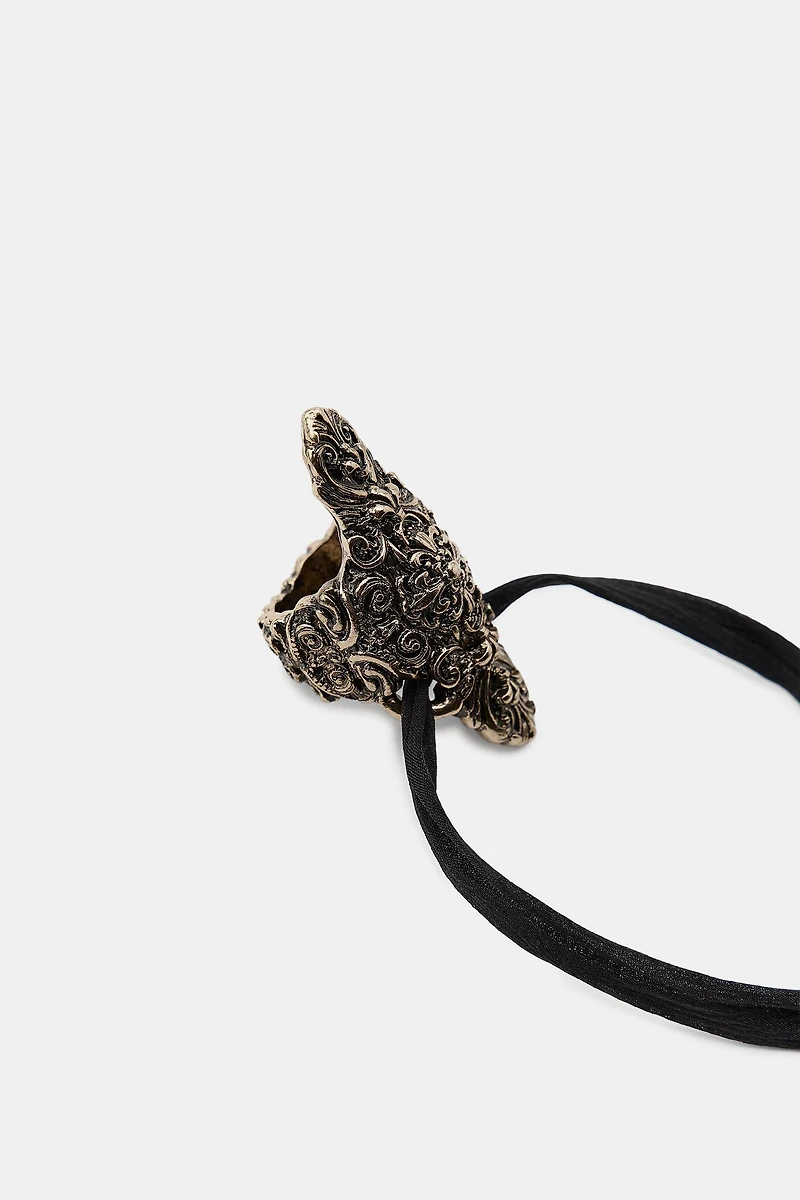 ACCESSOIRE MAIN PIÈCE FANTAISIES